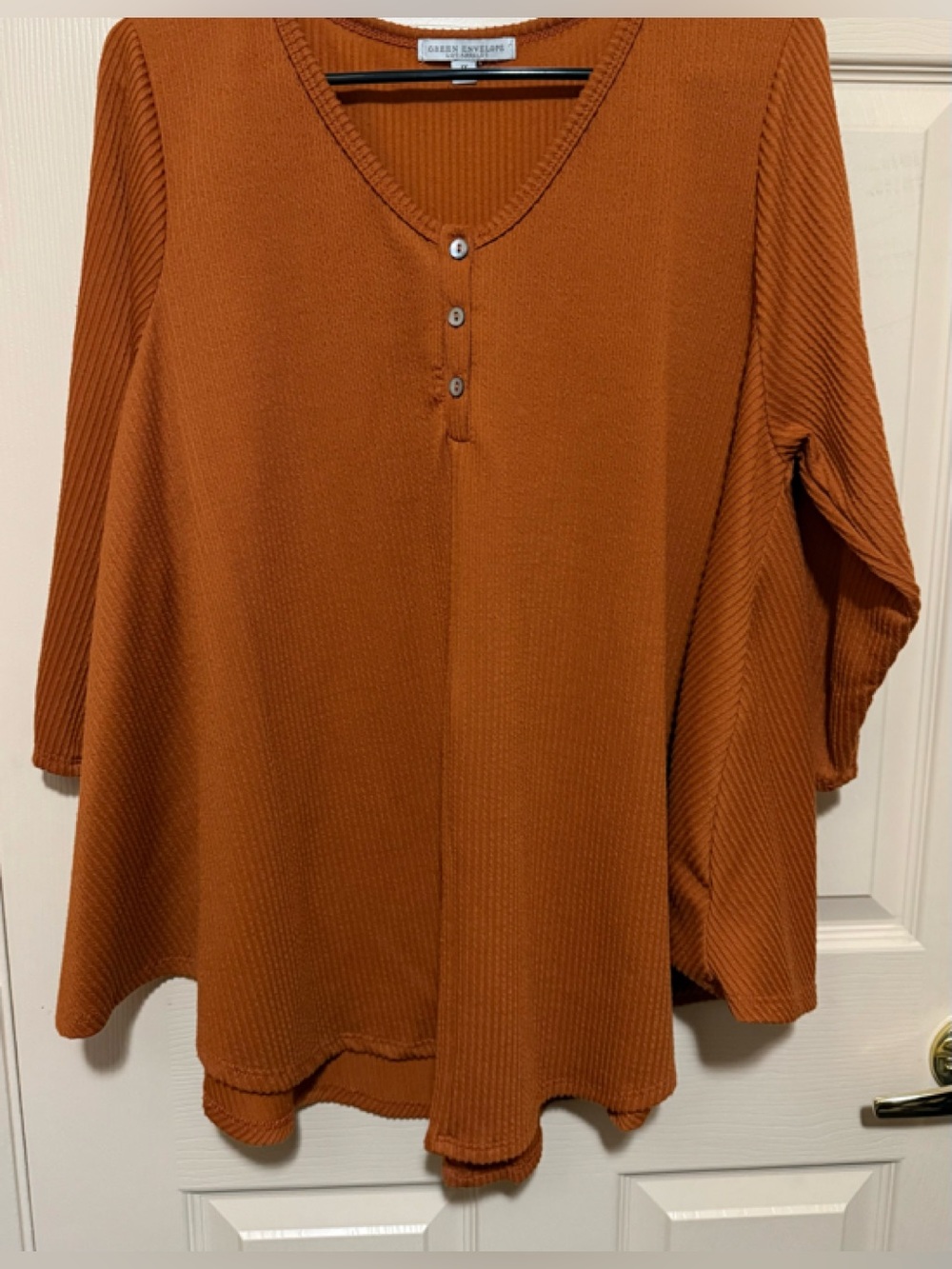 Green Envelope Los Angeles women’s top